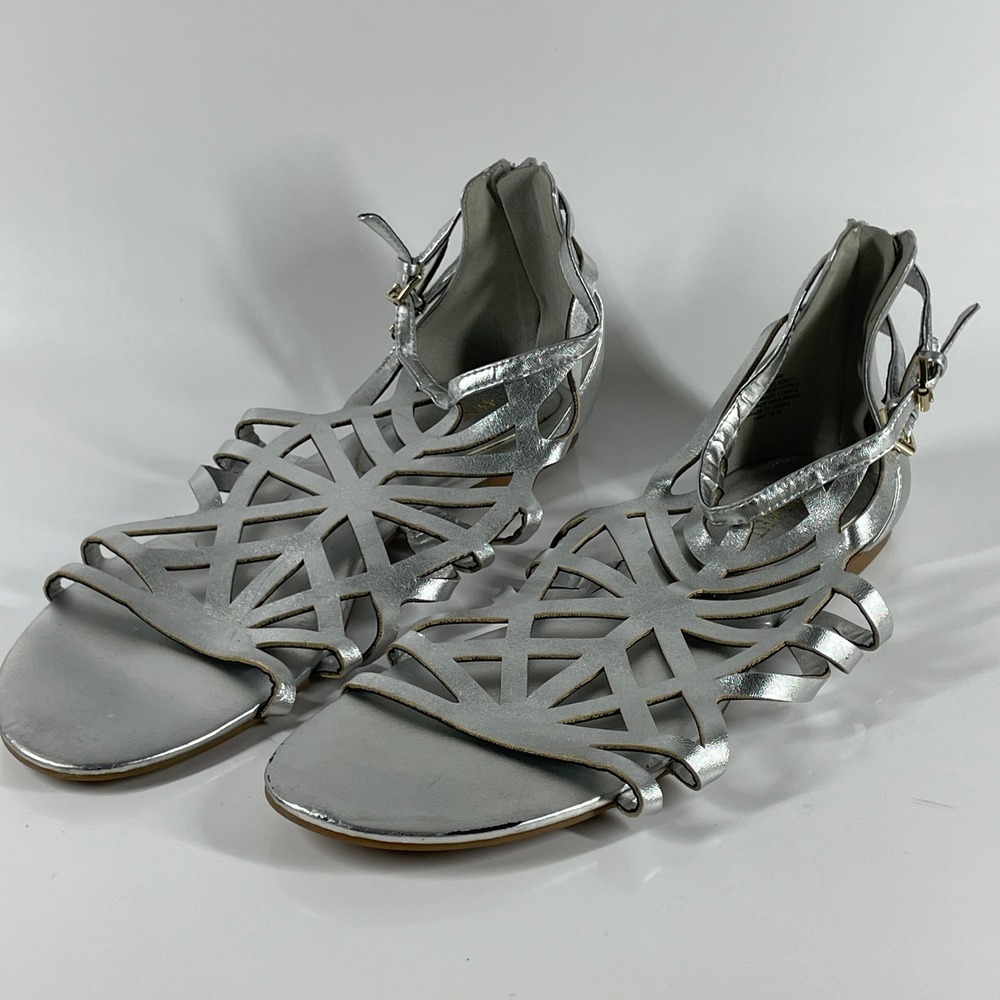 12M Nine West Delicacy Silver Metallic Cage Flat Sandals Womens Space Dress Boho